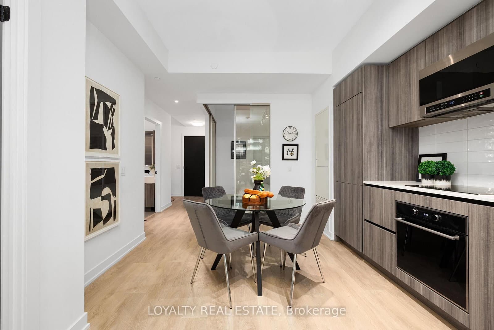 117 Broadway Avenue, Unit 211 thumbnail 25