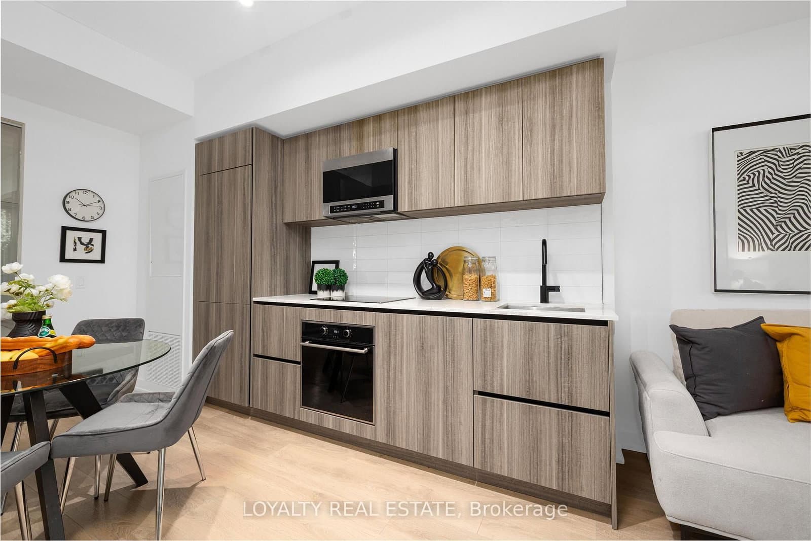 117 Broadway Avenue, Unit 211 thumbnail 28