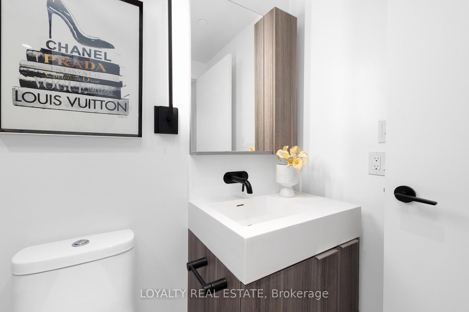 117 Broadway Avenue, Unit 211 thumbnail 37