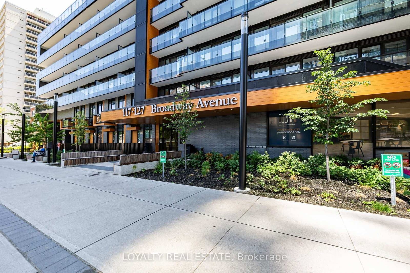 117 Broadway Avenue, Unit 211 thumbnail 4