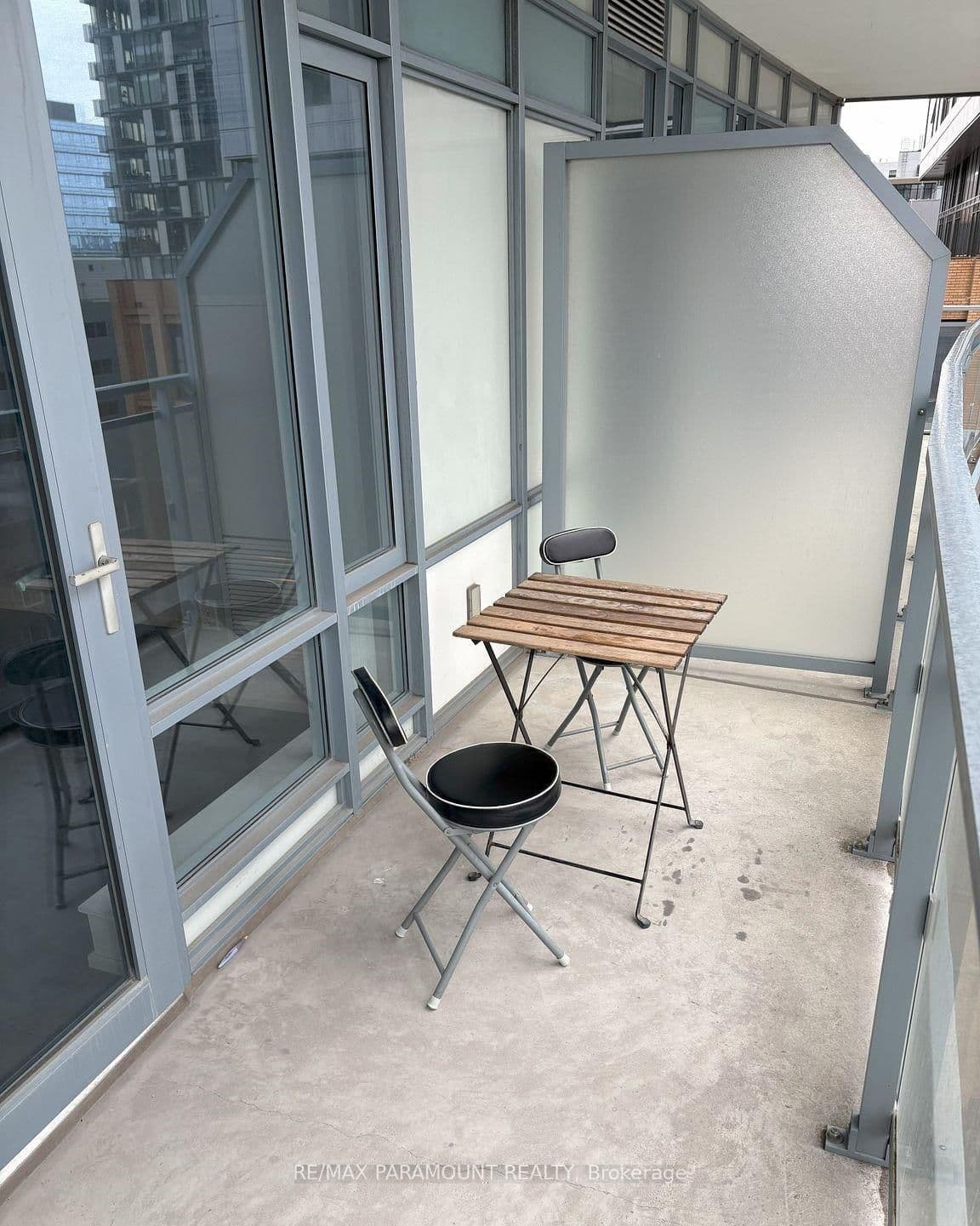 21 Widmer Street, Unit 1103 thumbnail 20