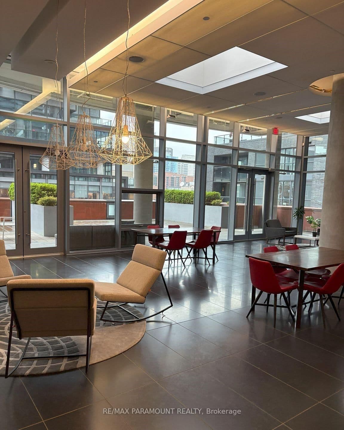 21 Widmer Street, Unit 1103 thumbnail 28
