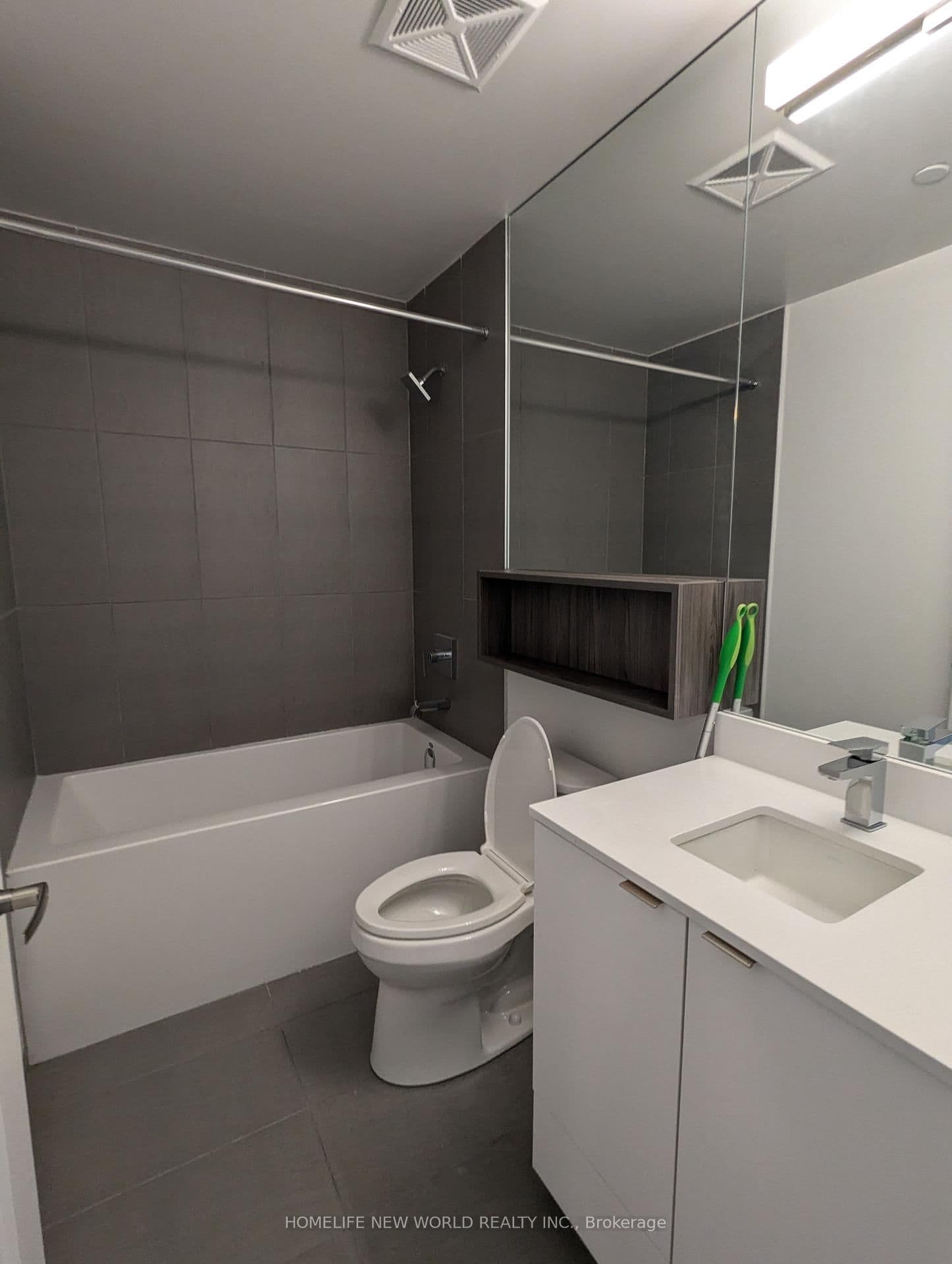 121 Lower Sherbourne Street, Unit 1643 thumbnail 8