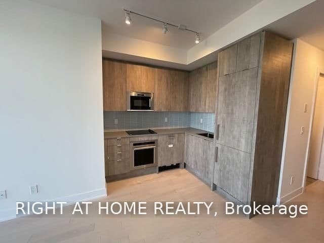 181 Bedford Road, Unit 1510 thumbnail 14