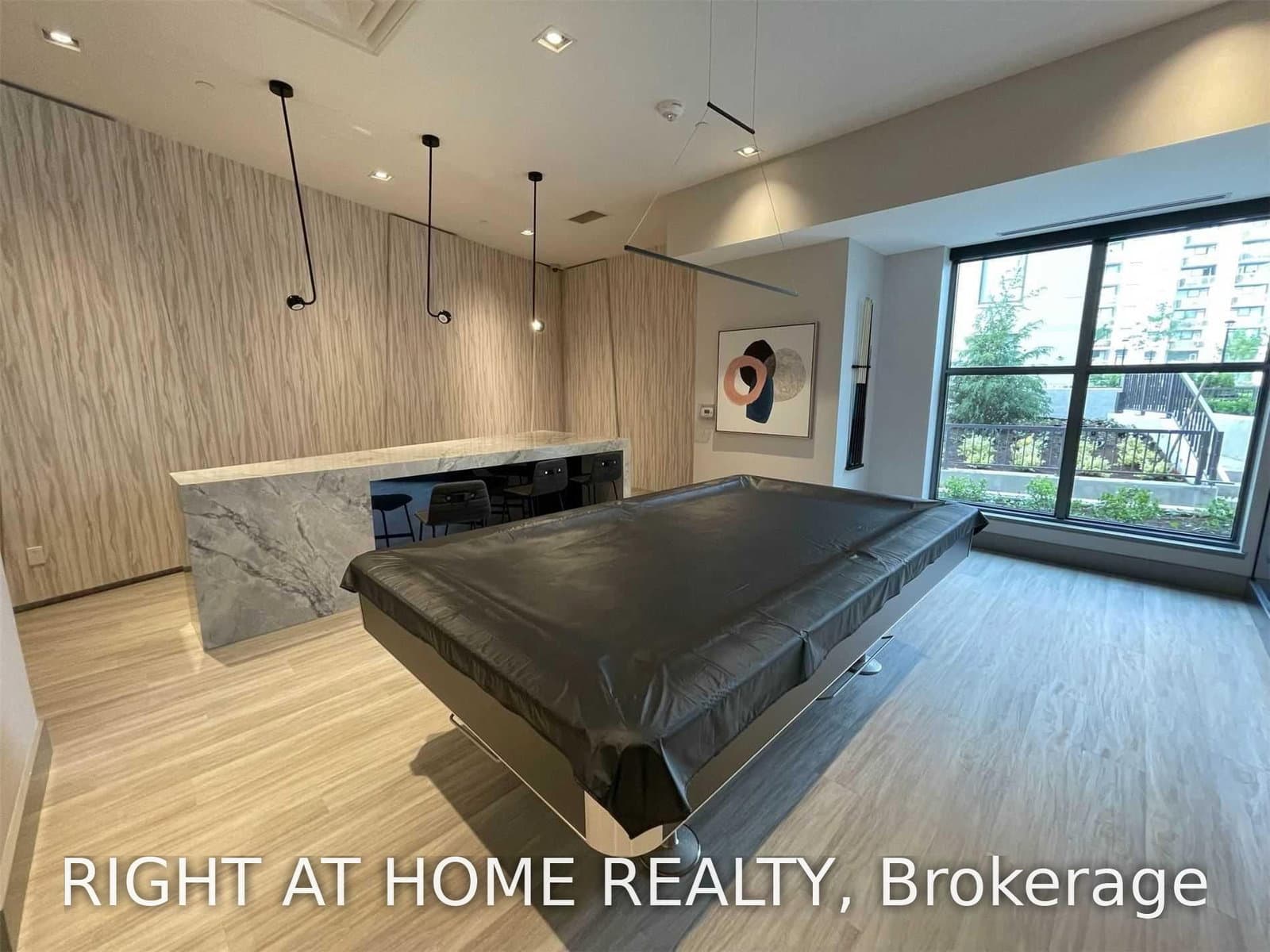 181 Bedford Road, Unit 1510 thumbnail 2