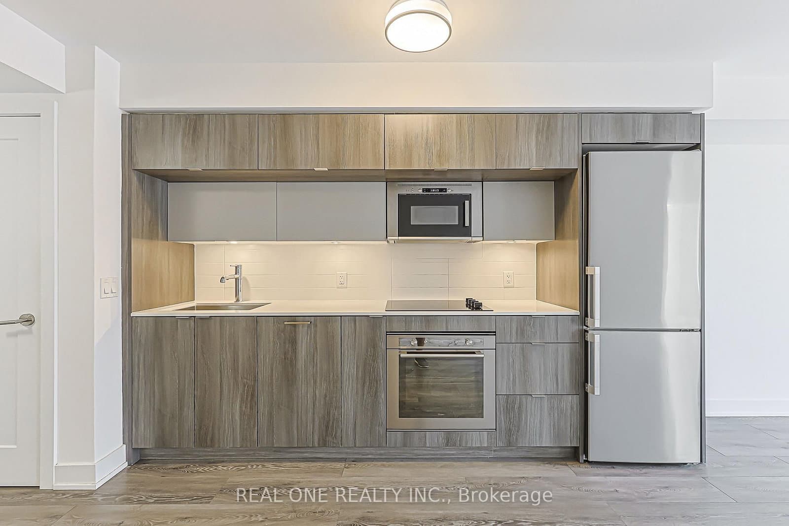 585 Bloor Street E, Unit 821 thumbnail 10