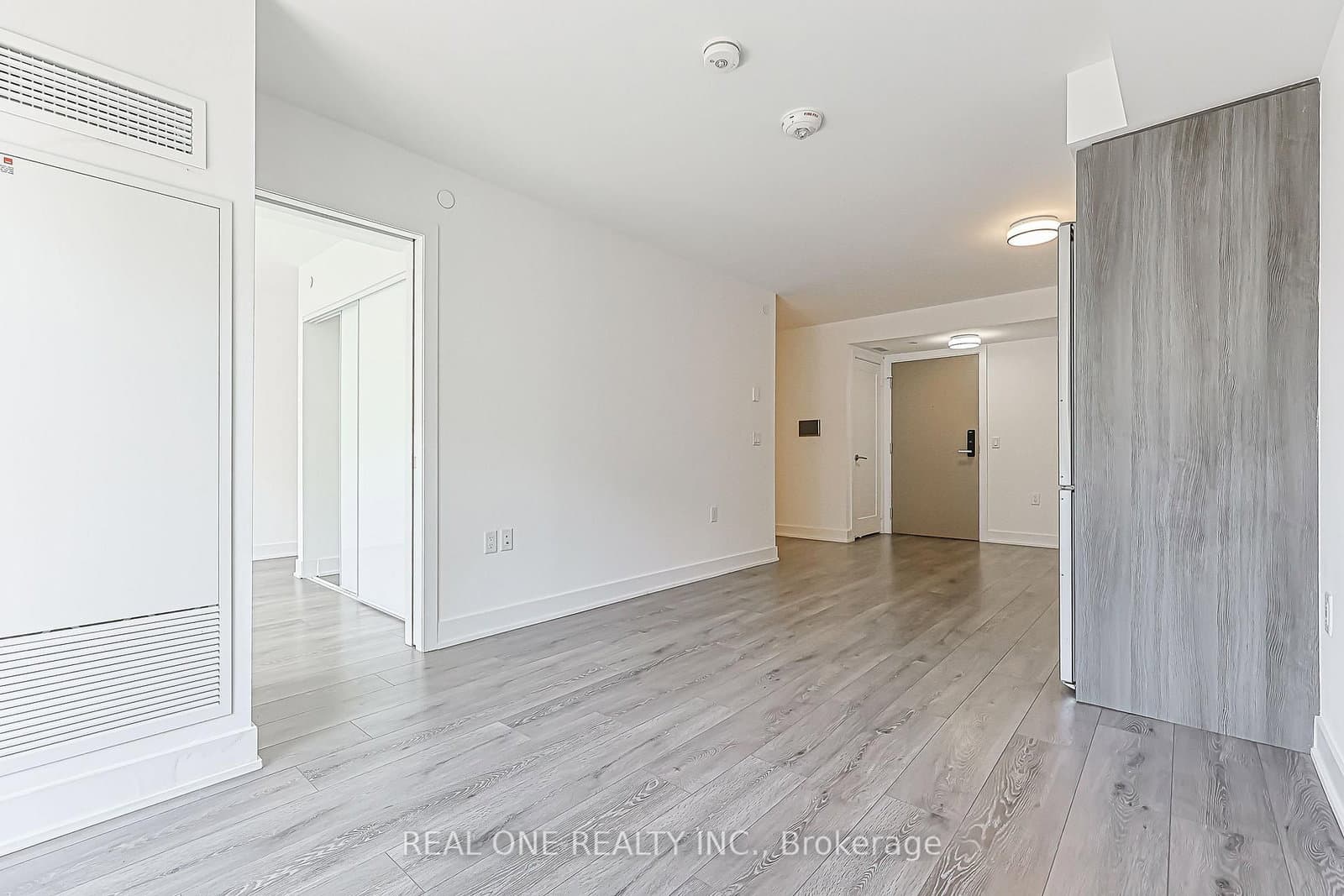 585 Bloor Street E, Unit 821 thumbnail 14