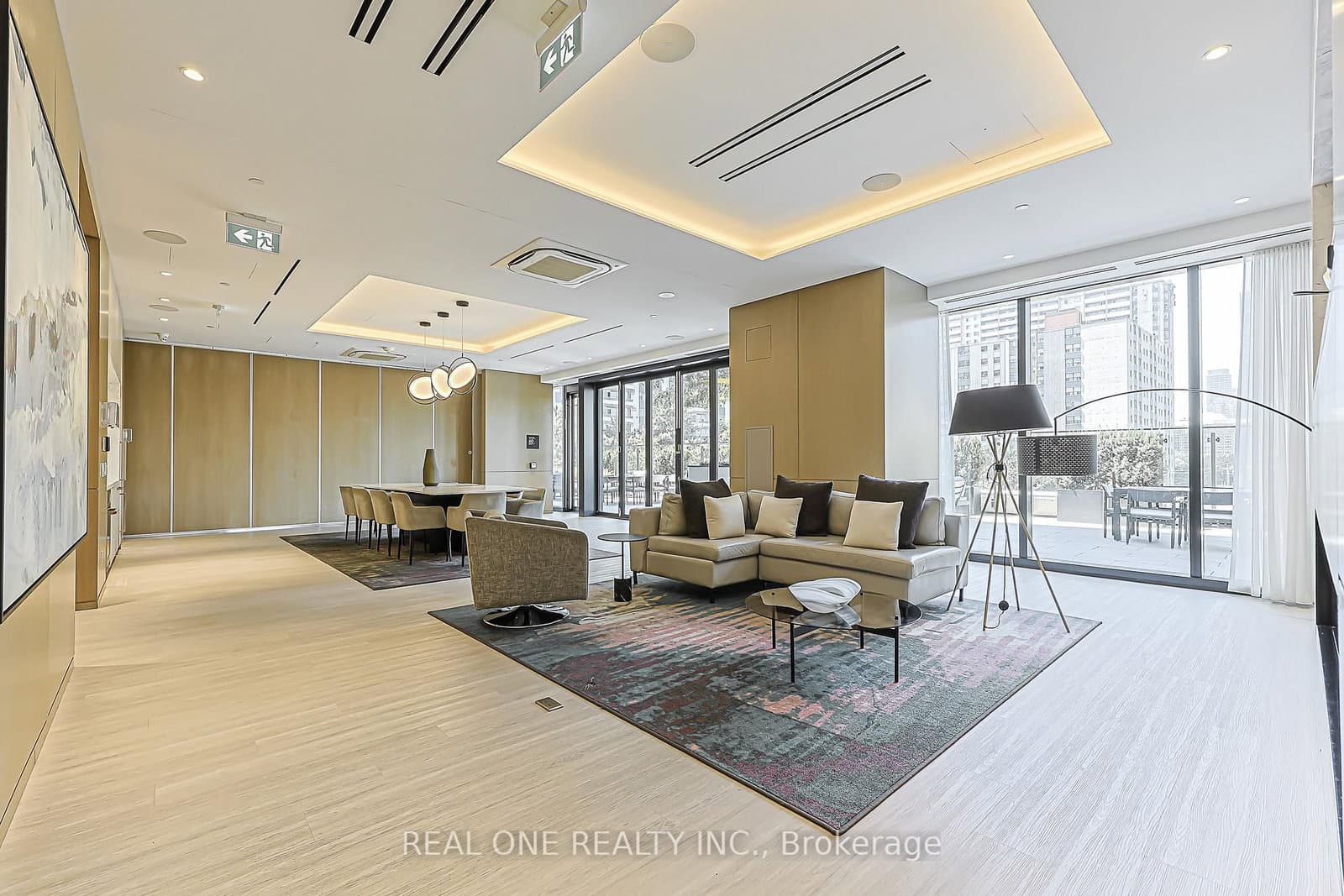 585 Bloor Street E, Unit 821 thumbnail 43