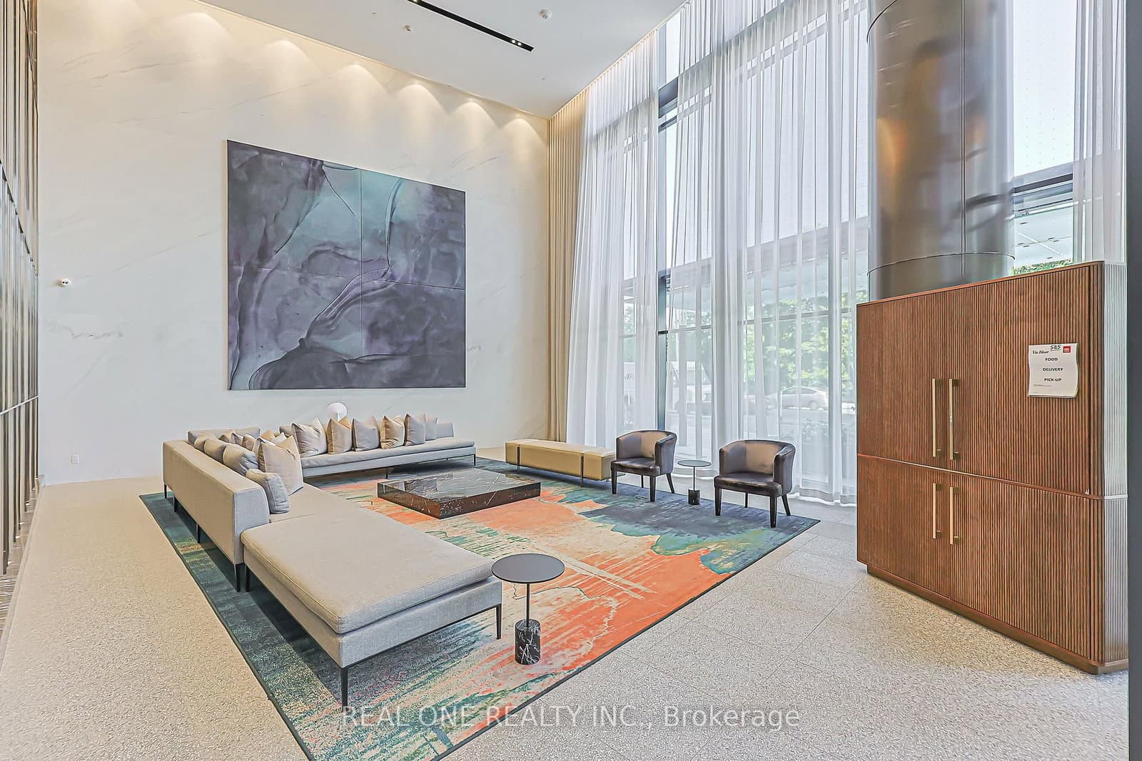 585 Bloor Street E, Unit 821 thumbnail 5