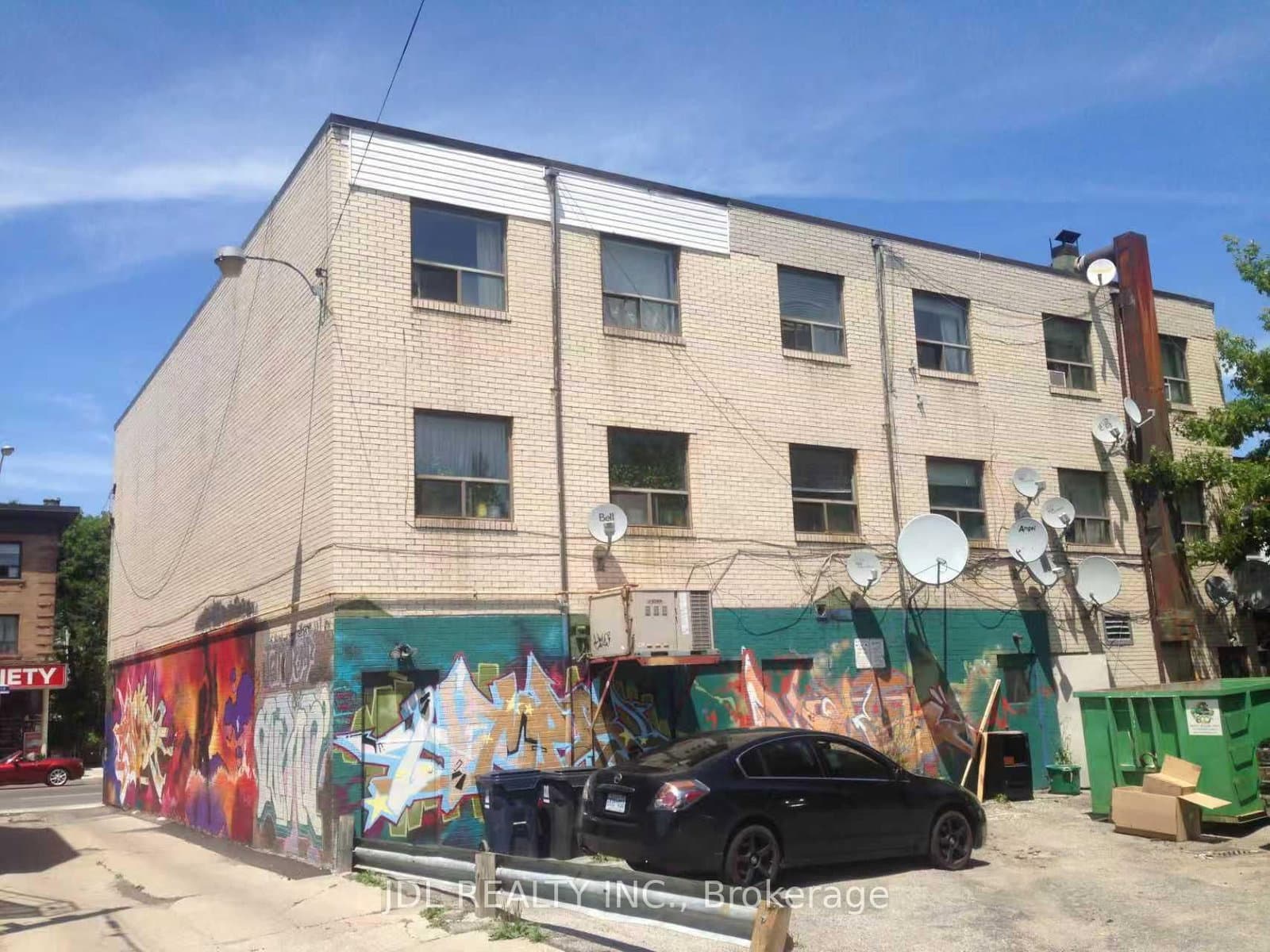 1071-B Bloor Street W thumbnail 4