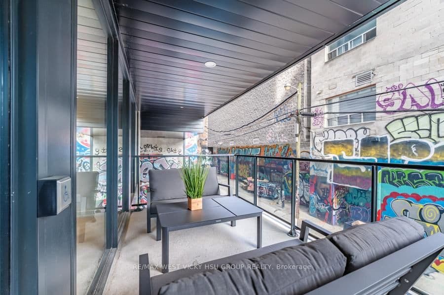 458 Richmond Street W, Unit 806 thumbnail 26
