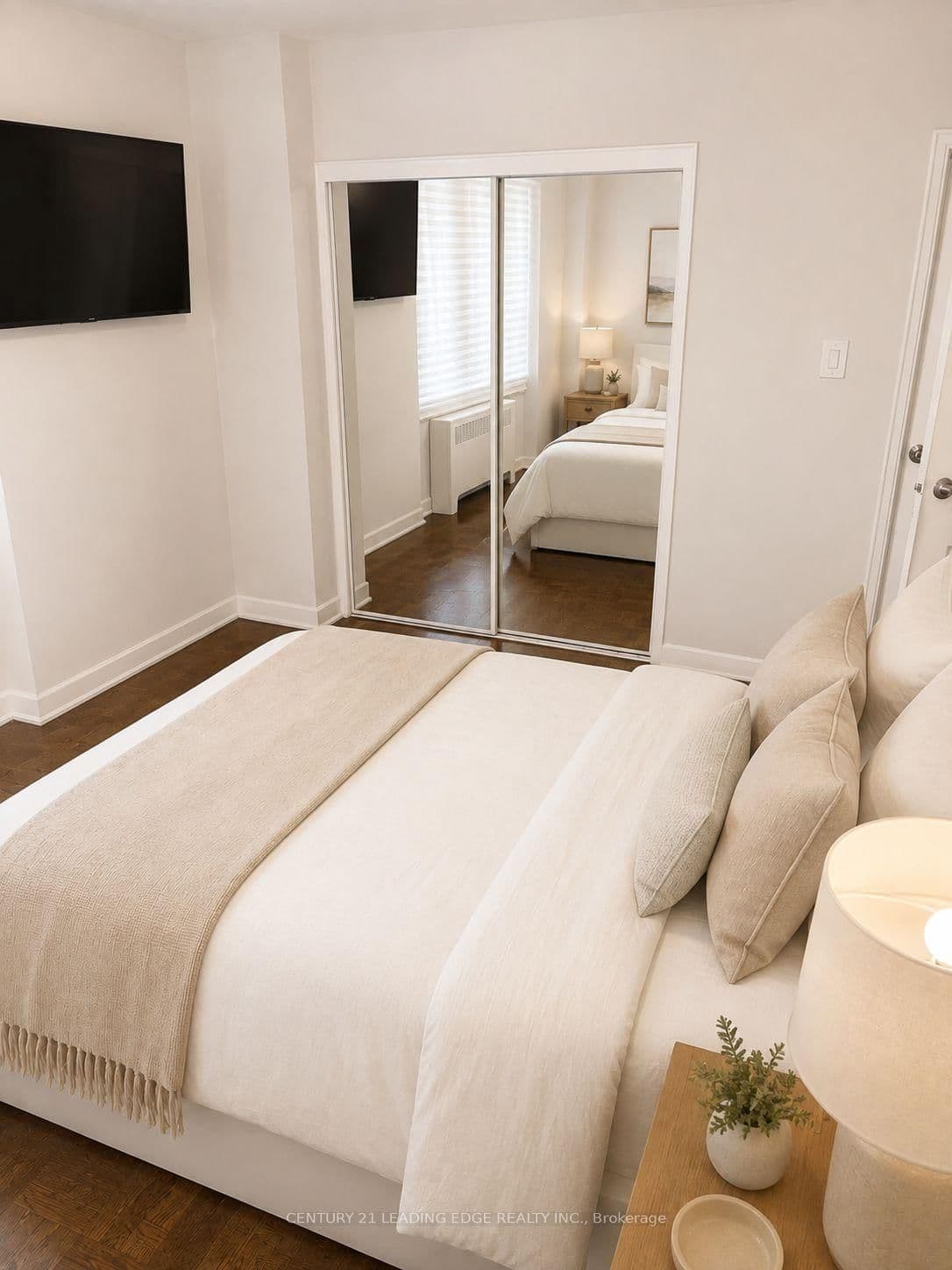 103 Avenue Road, Unit 112 thumbnail 11