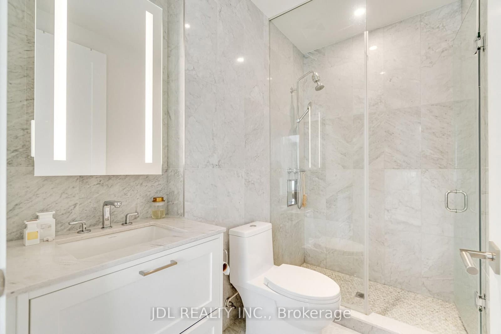 480 Front Street W, Unit GPH14 thumbnail 15