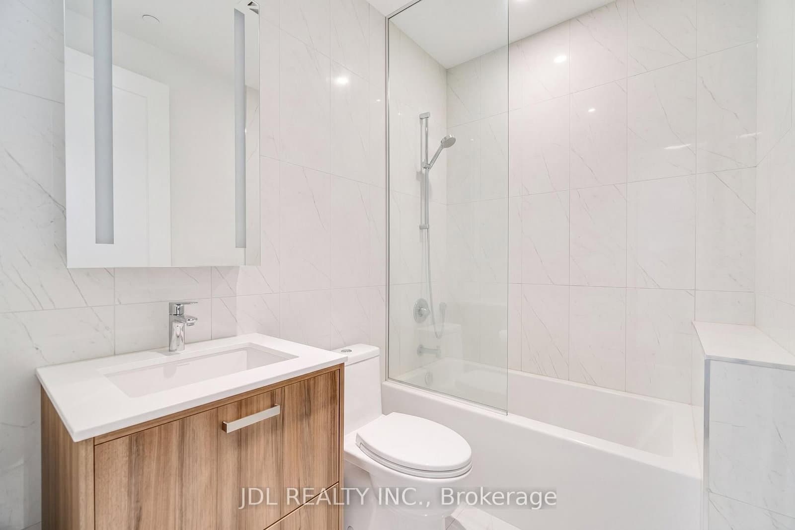 480 Front Street W, Unit GPH14 thumbnail 18