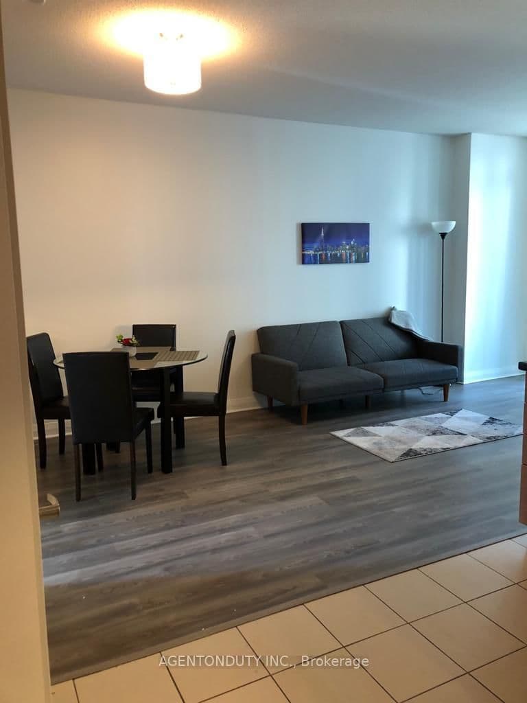 1121 Bay Street, Unit 701 thumbnail 15