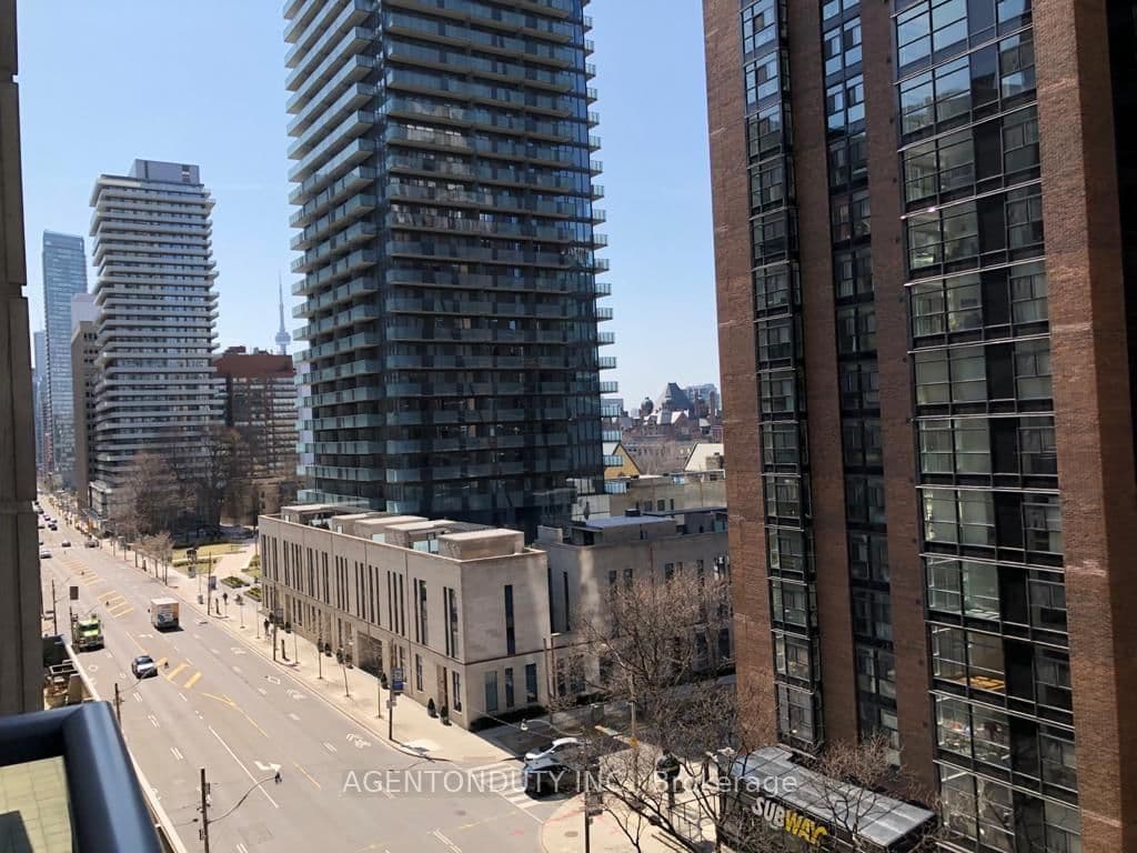 1121 Bay Street, Unit 701 thumbnail 18