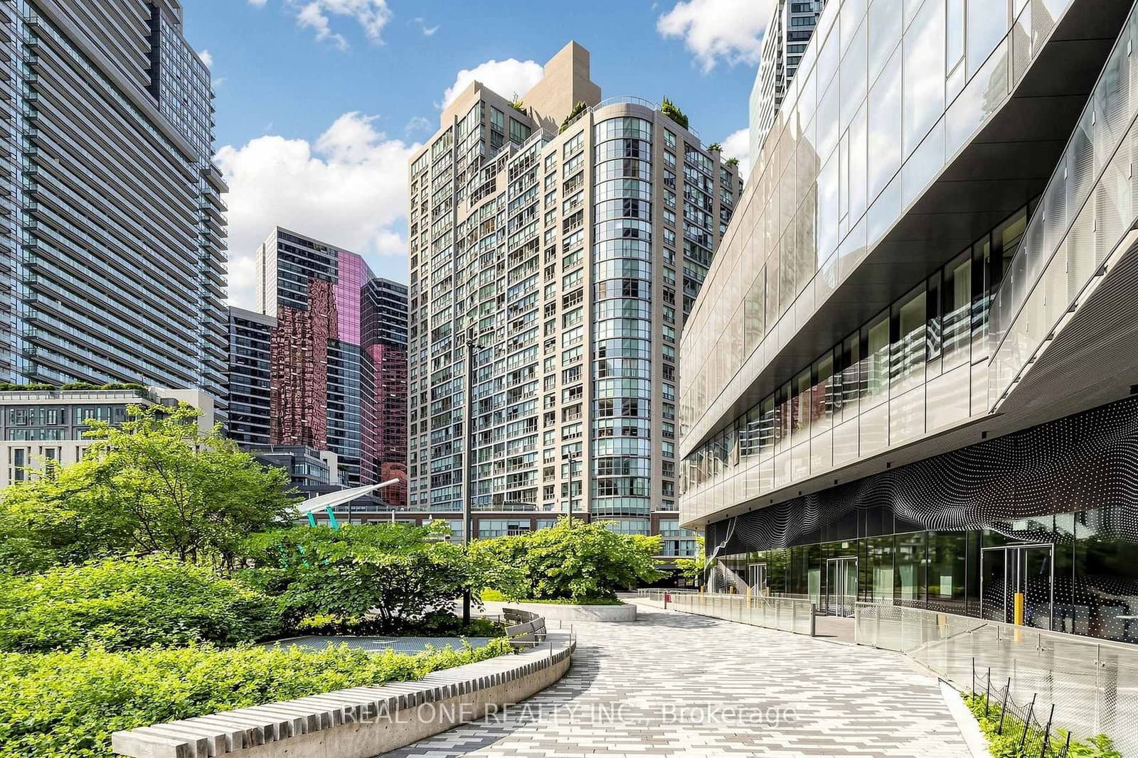 24 Wellesley Street W, Unit 306 - Image 1