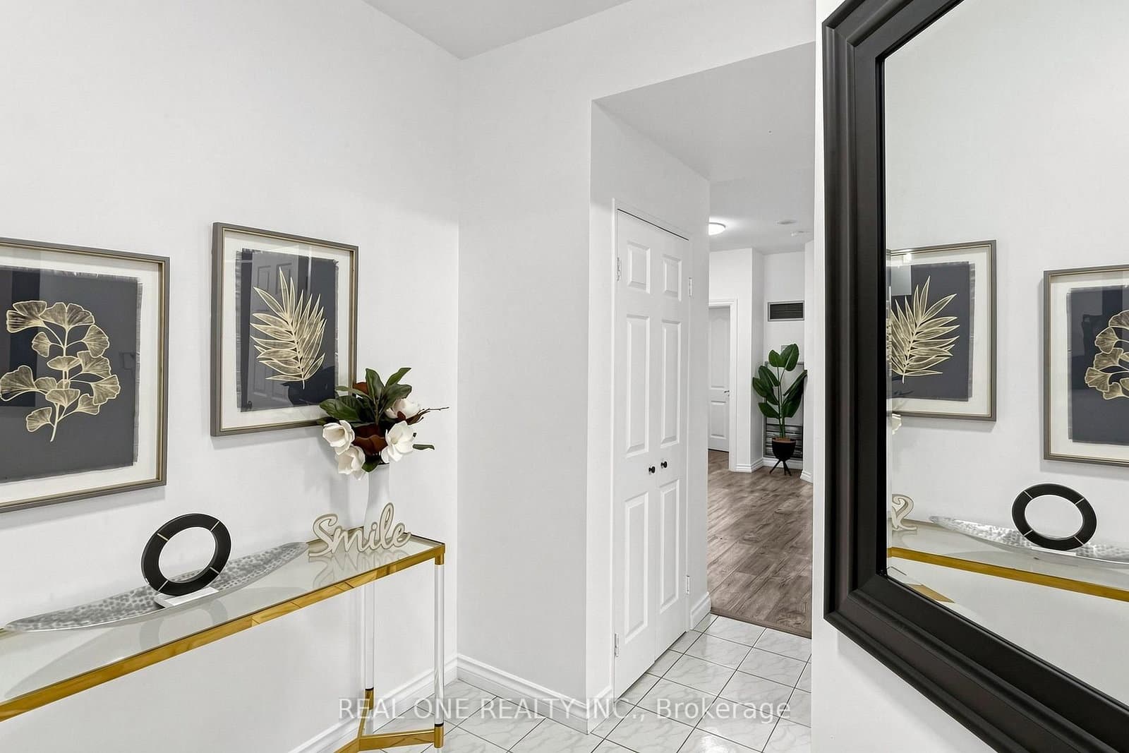 24 Wellesley Street W, Unit 306 thumbnail 45