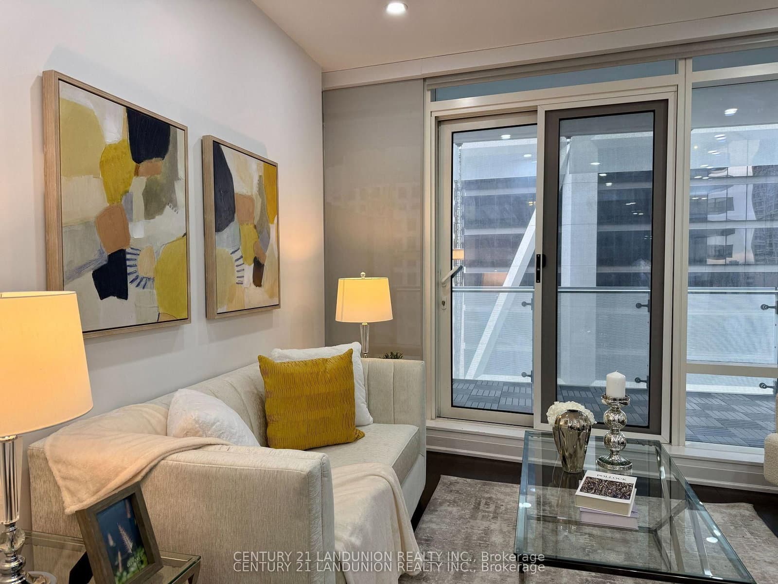 1 Bloor Street E, Unit 1508 thumbnail 14