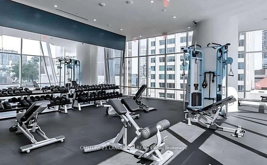 1 Bloor Street E, Unit 1508 thumbnail 35