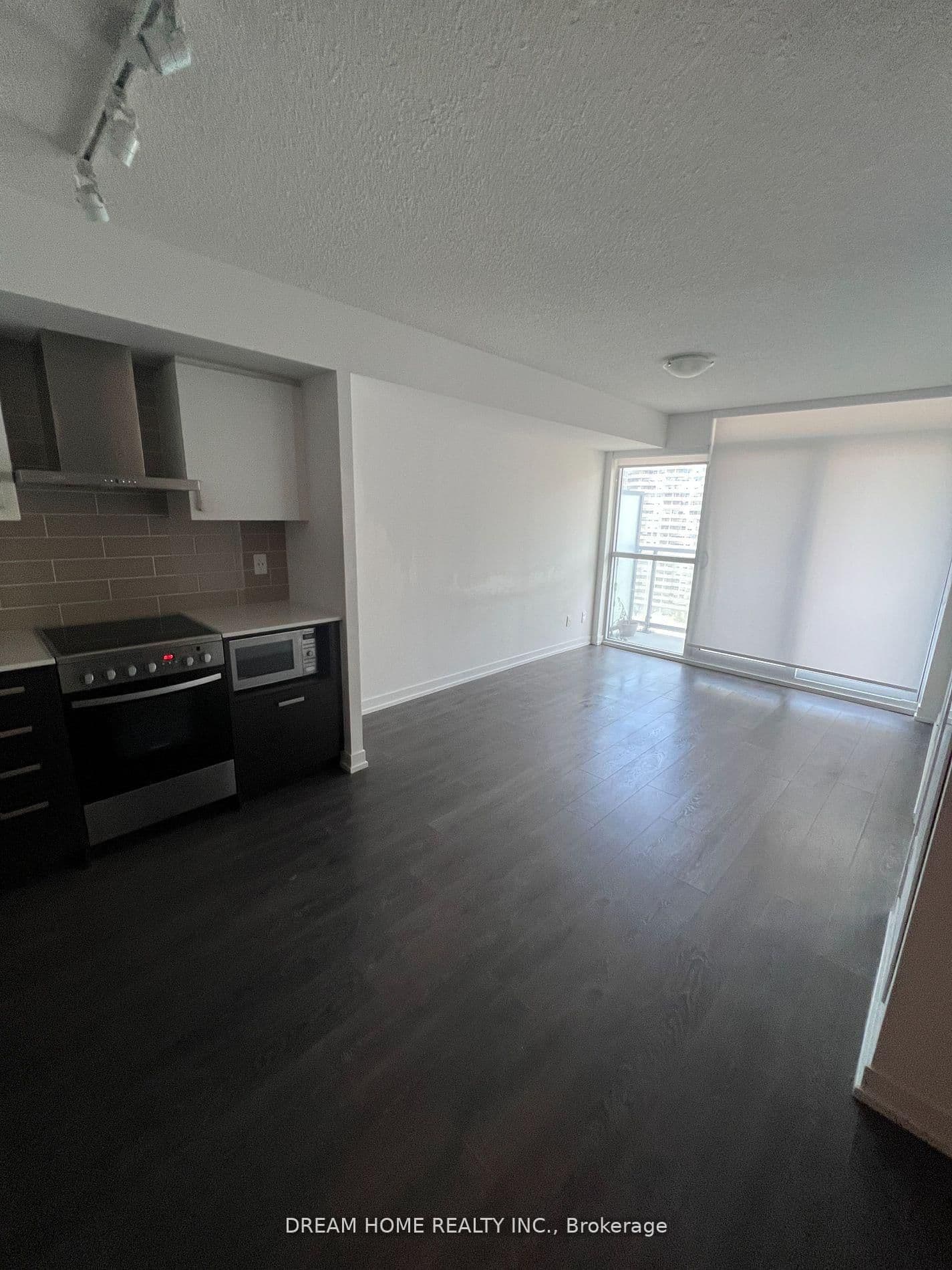 125 redpath Avenue, Unit 1407 thumbnail 2