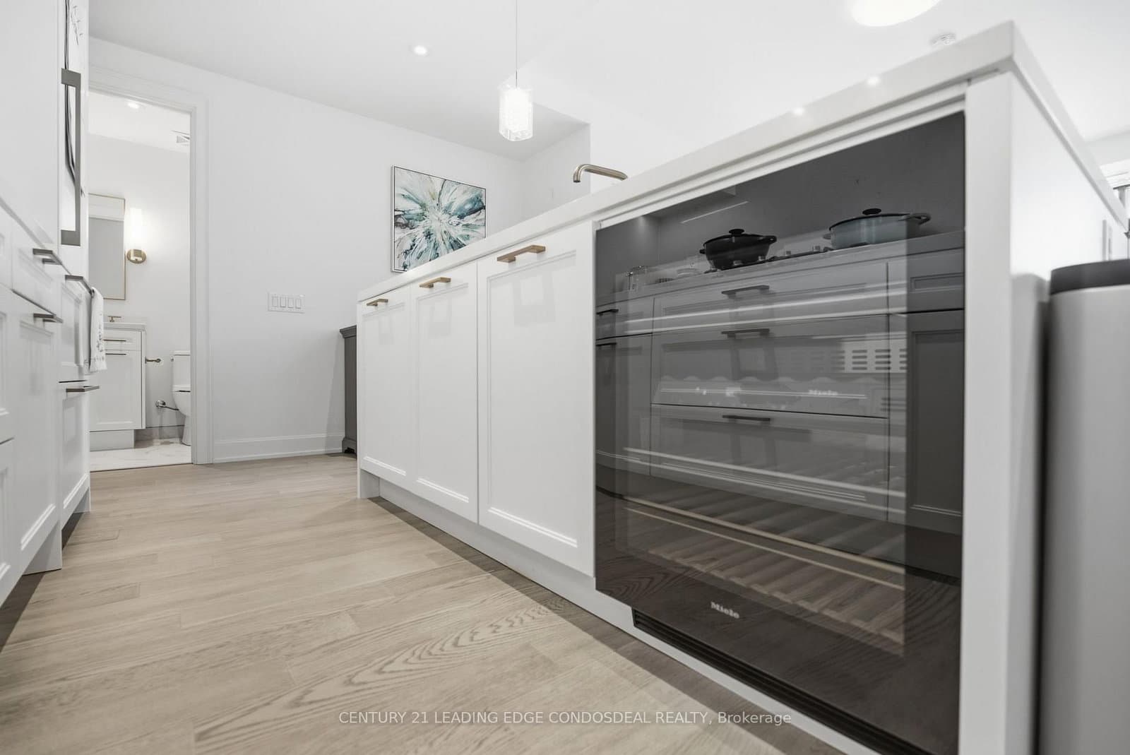 1 Strathgowan Avenue, Unit 503 thumbnail 12