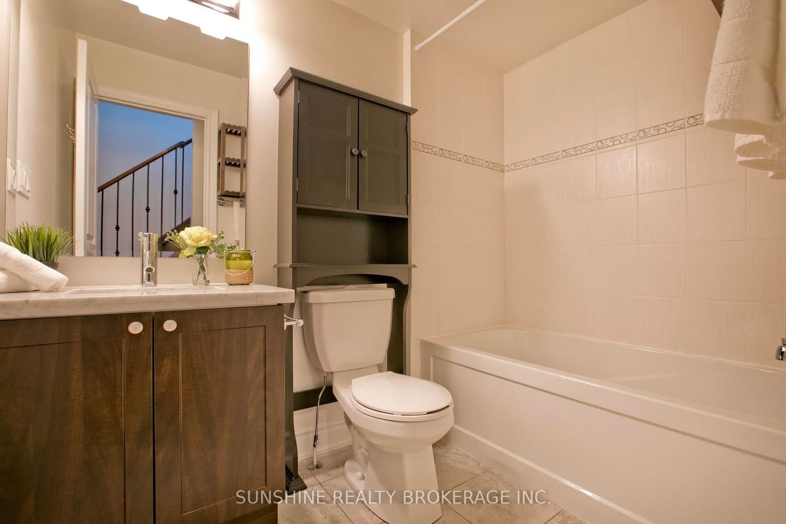 20 Hargrave Lane, Unit 12 thumbnail 21
