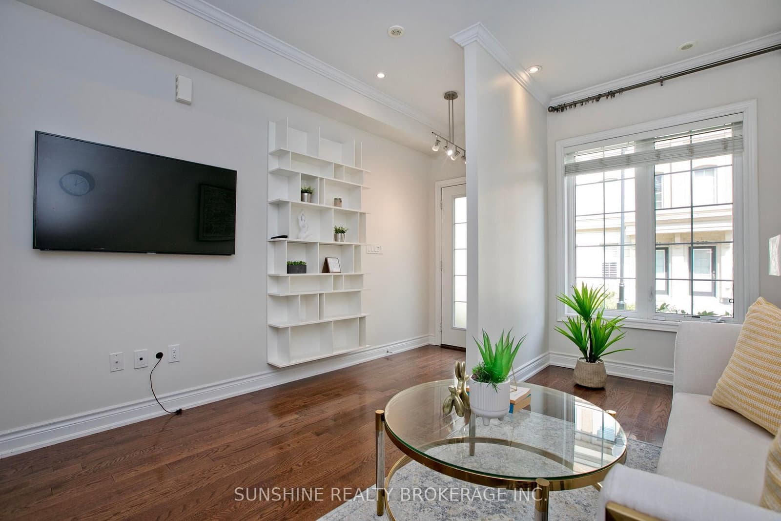 20 Hargrave Lane, Unit 12 thumbnail 9
