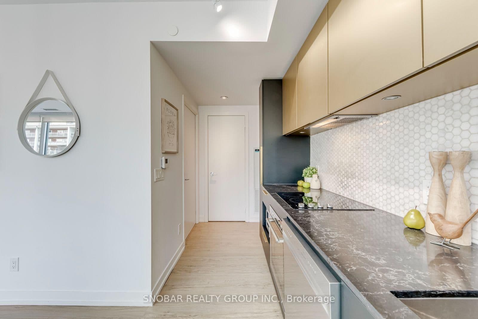 85 Wood Street, Unit 1006 thumbnail 8