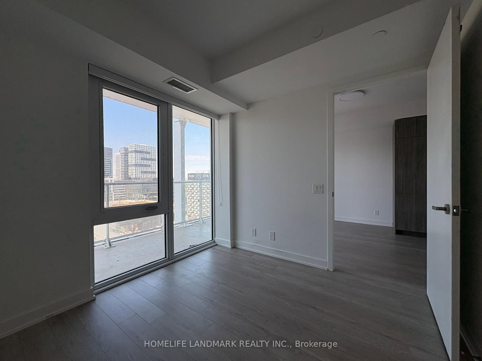 88 Queen Street E, Unit 3712 thumbnail 9
