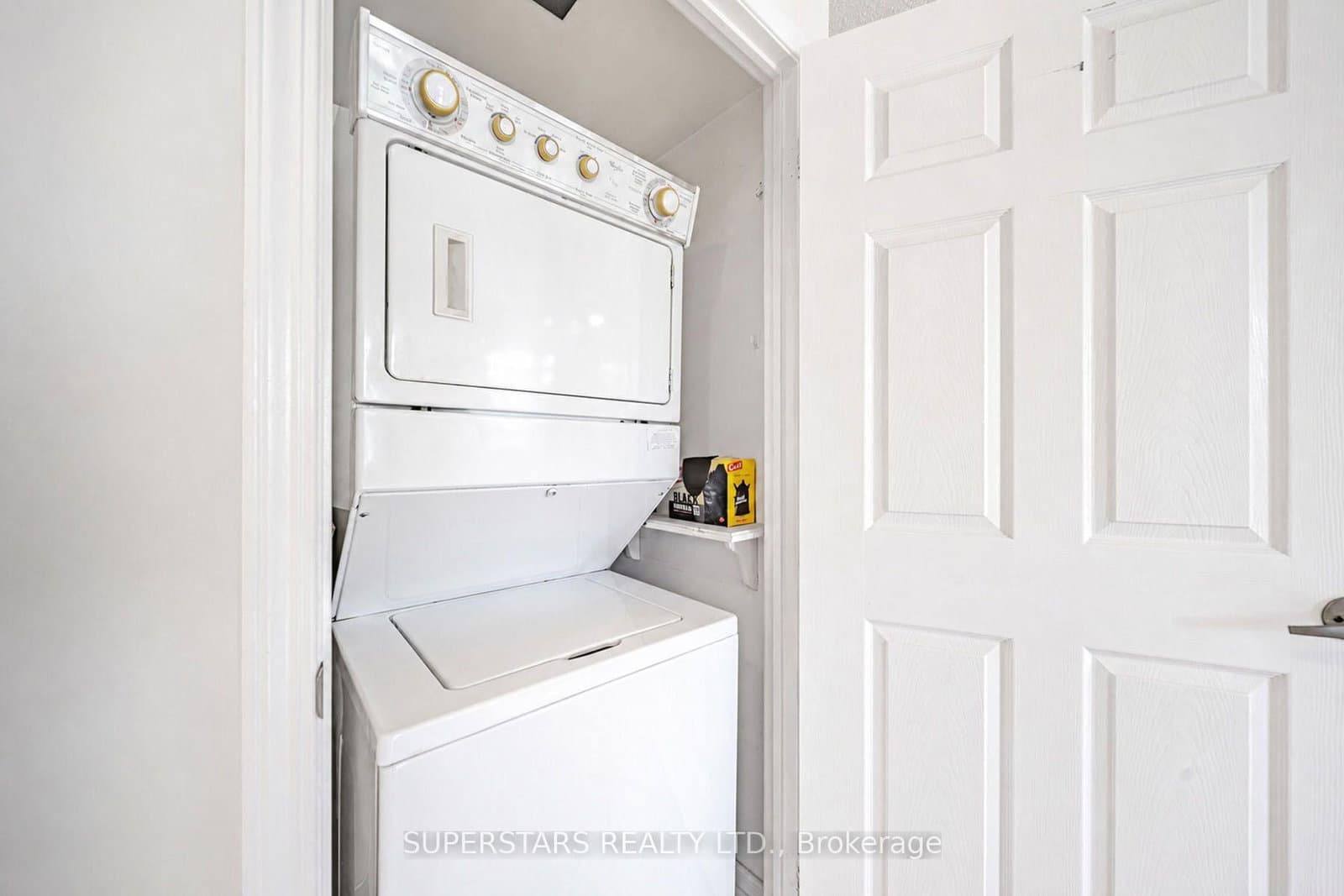 18 Valley Woods Road, Unit 815 thumbnail 16