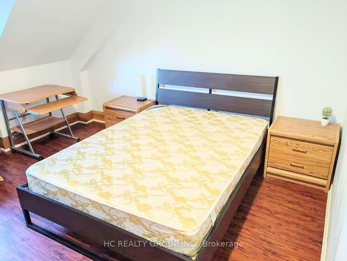 92 Pembroke Street, Unit Upper 2 - Image 1