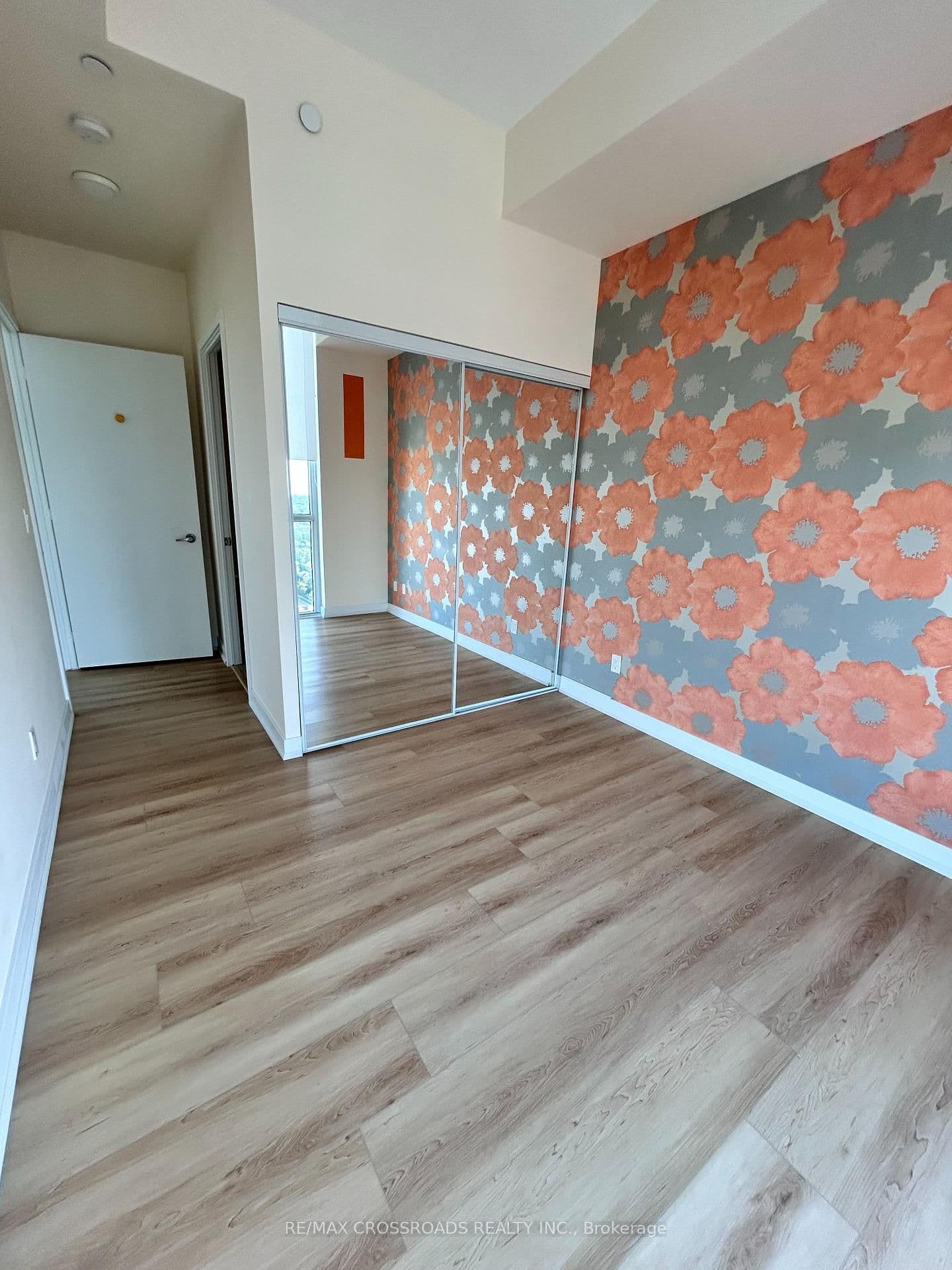 5180 Yonge Street, Unit 2405 thumbnail 17
