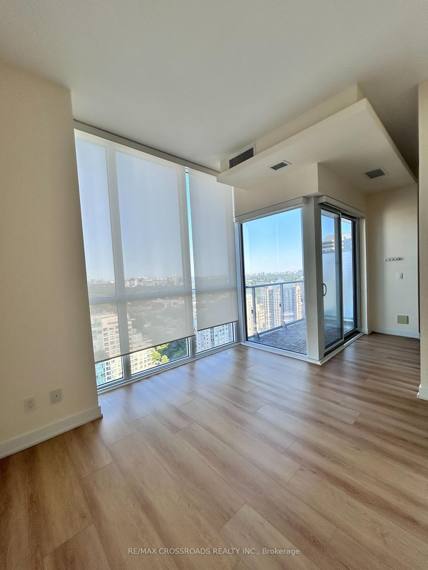 5180 Yonge Street, Unit 2405 thumbnail 18