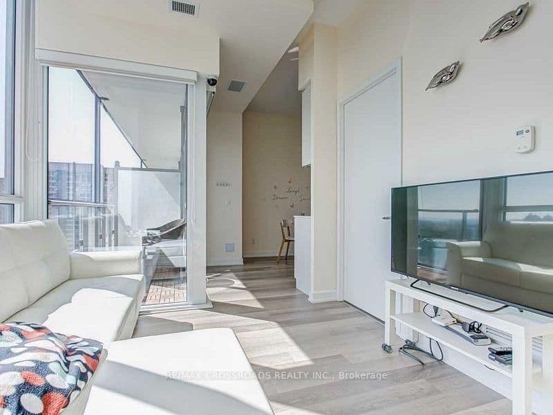 5180 Yonge Street, Unit 2405 thumbnail 5