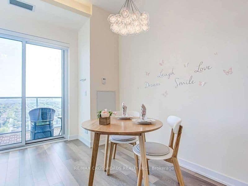 5180 Yonge Street, Unit 2405 thumbnail 7