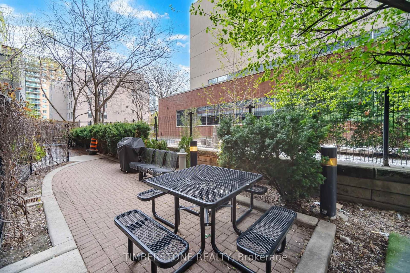 255 Richmond Street E, Unit 122 thumbnail 41