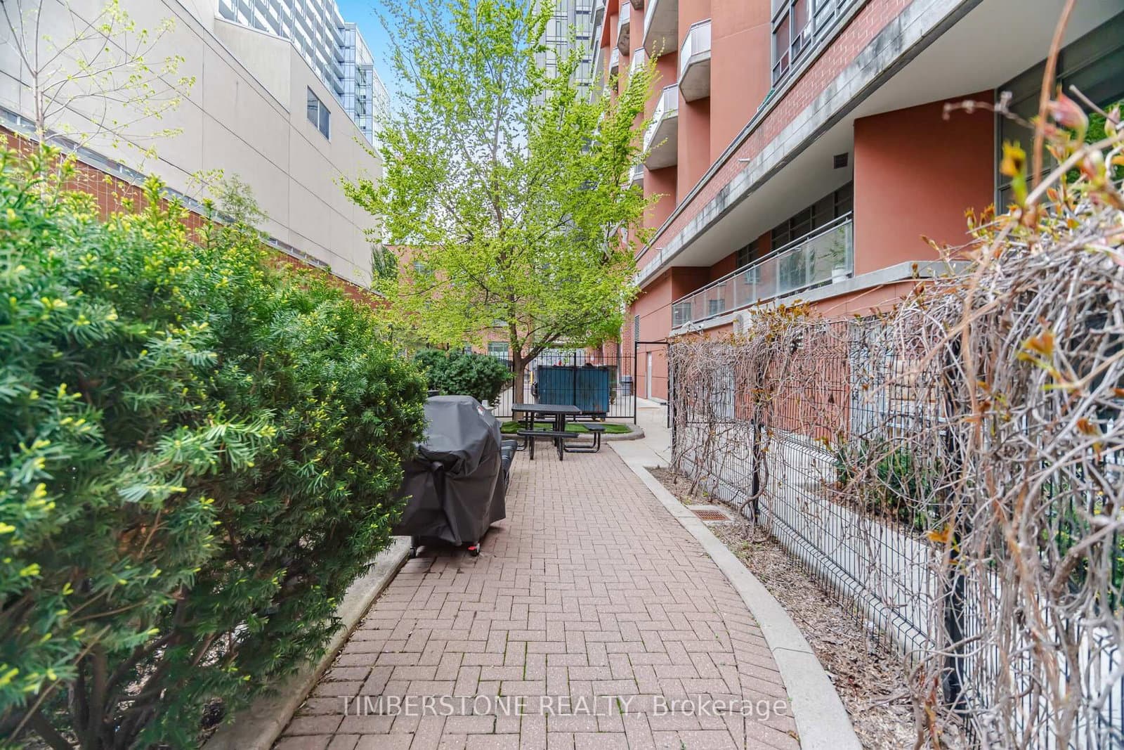255 Richmond Street E, Unit 122 thumbnail 42