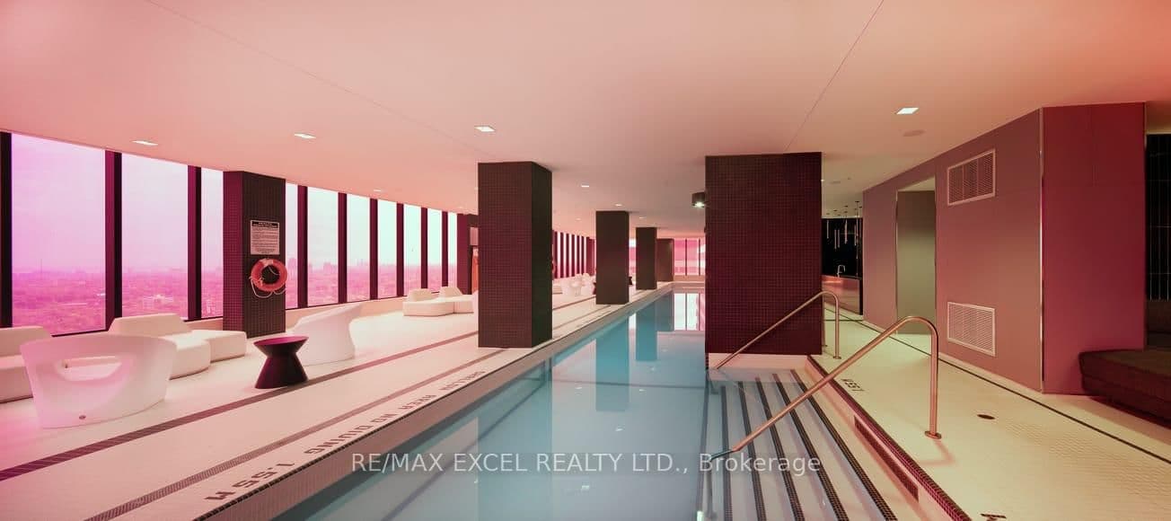 8 Eglinton Avenue E, Unit 2707 thumbnail 3