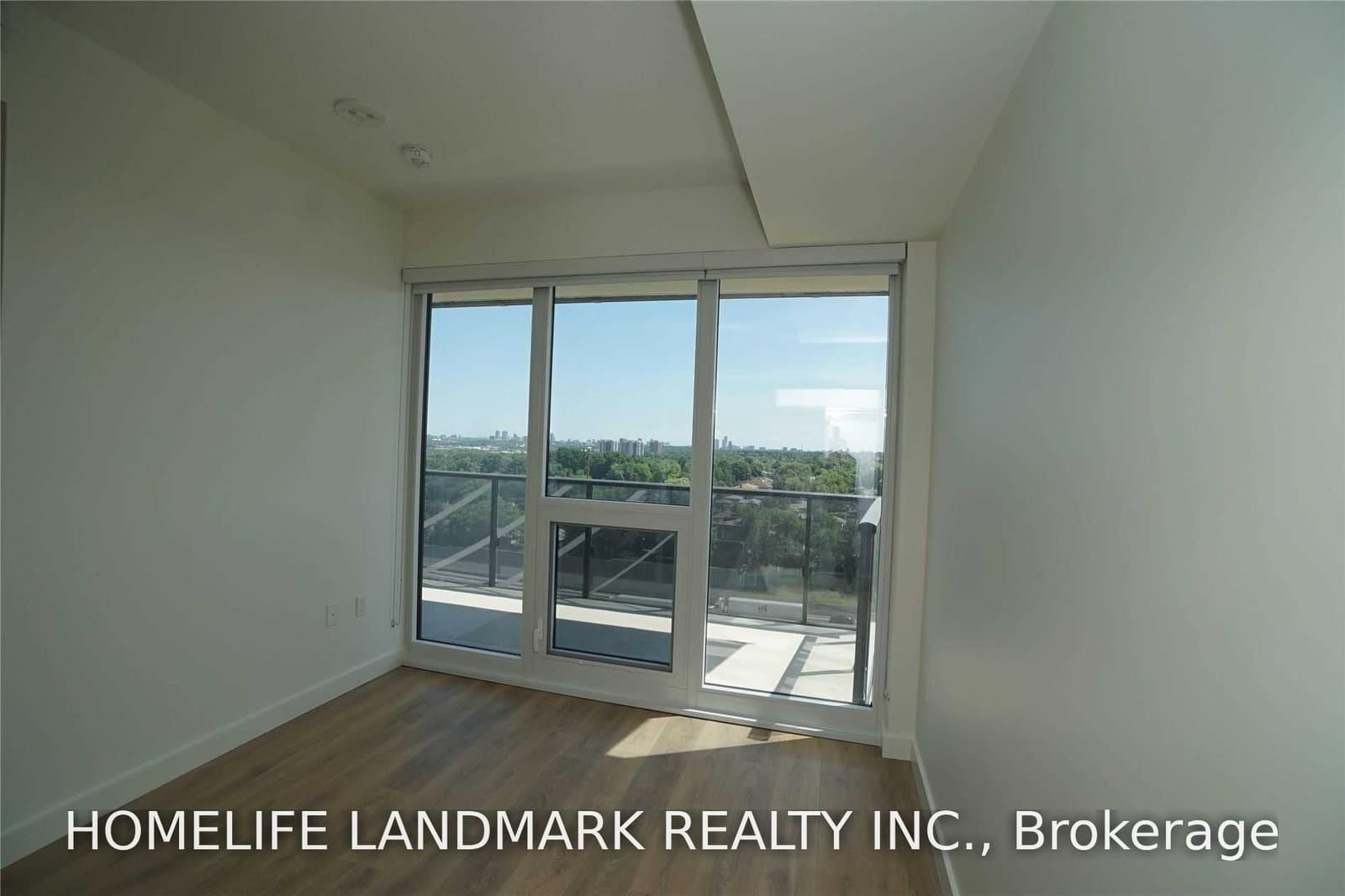 95 Mcmahon Drive, Unit 1605 thumbnail 16