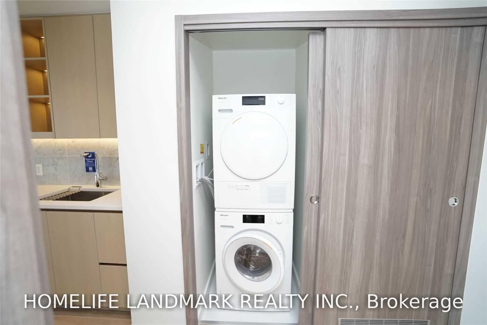 95 Mcmahon Drive, Unit 1605 thumbnail 20