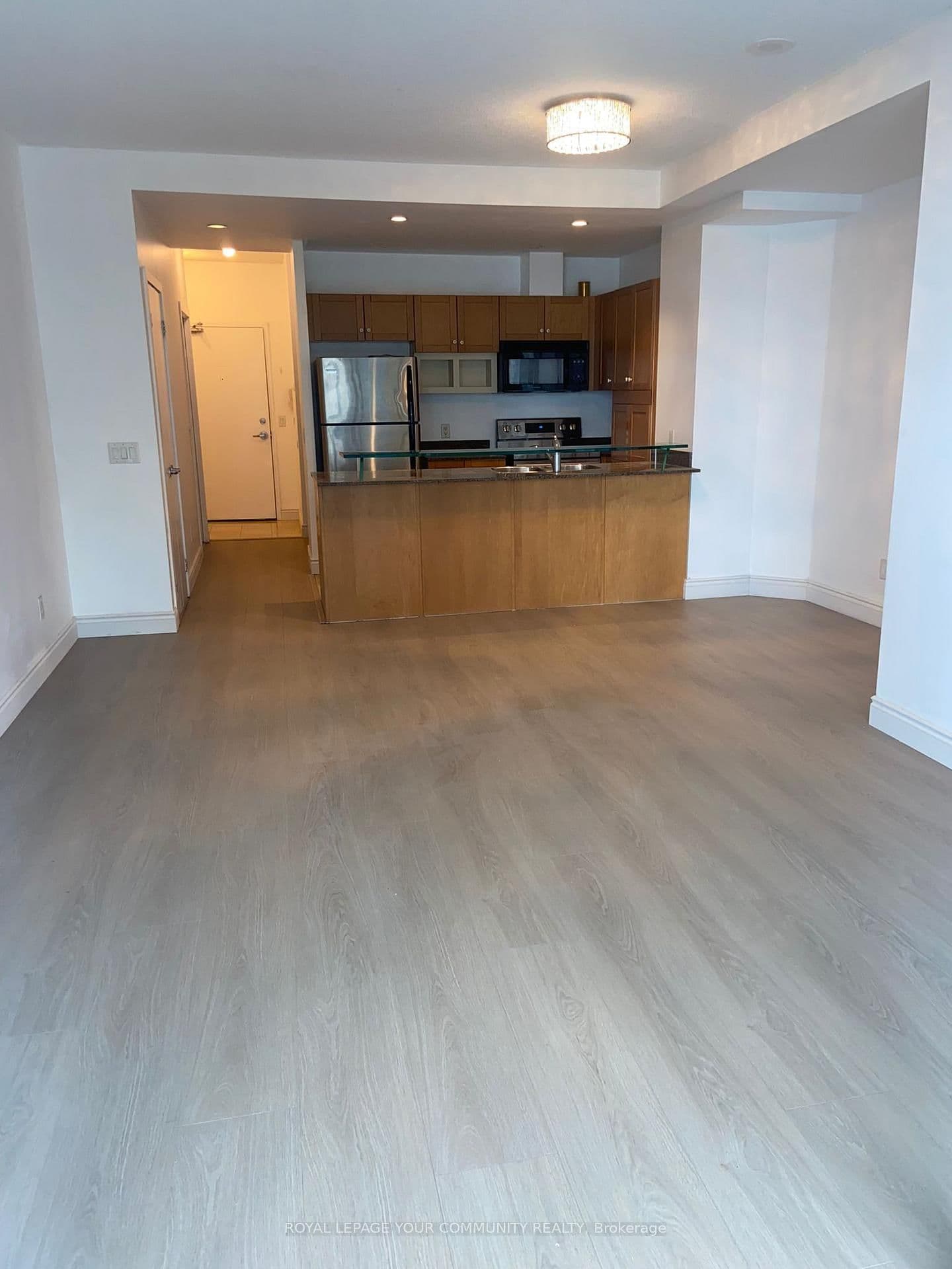 8 York Street, Unit 2206 thumbnail 6