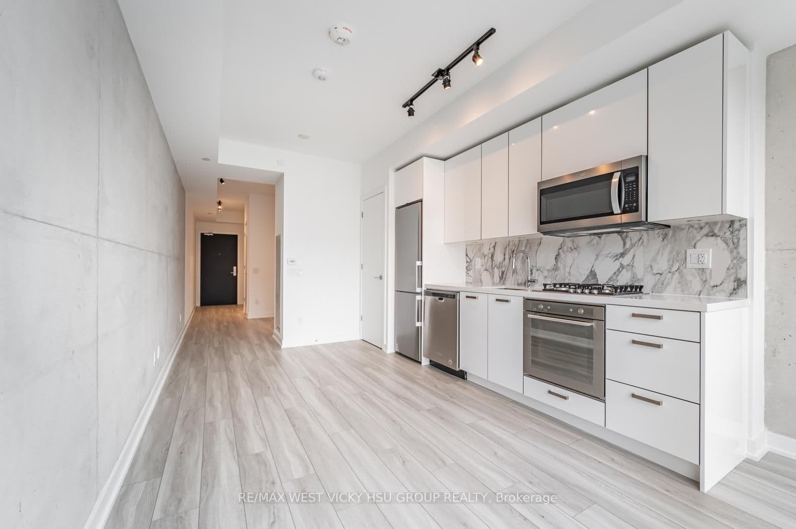 458 Richmond Street W, Unit 806 thumbnail 7