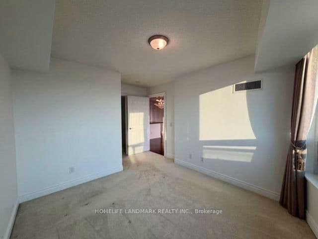 25 Greenview Avenue, Unit 828 thumbnail 12