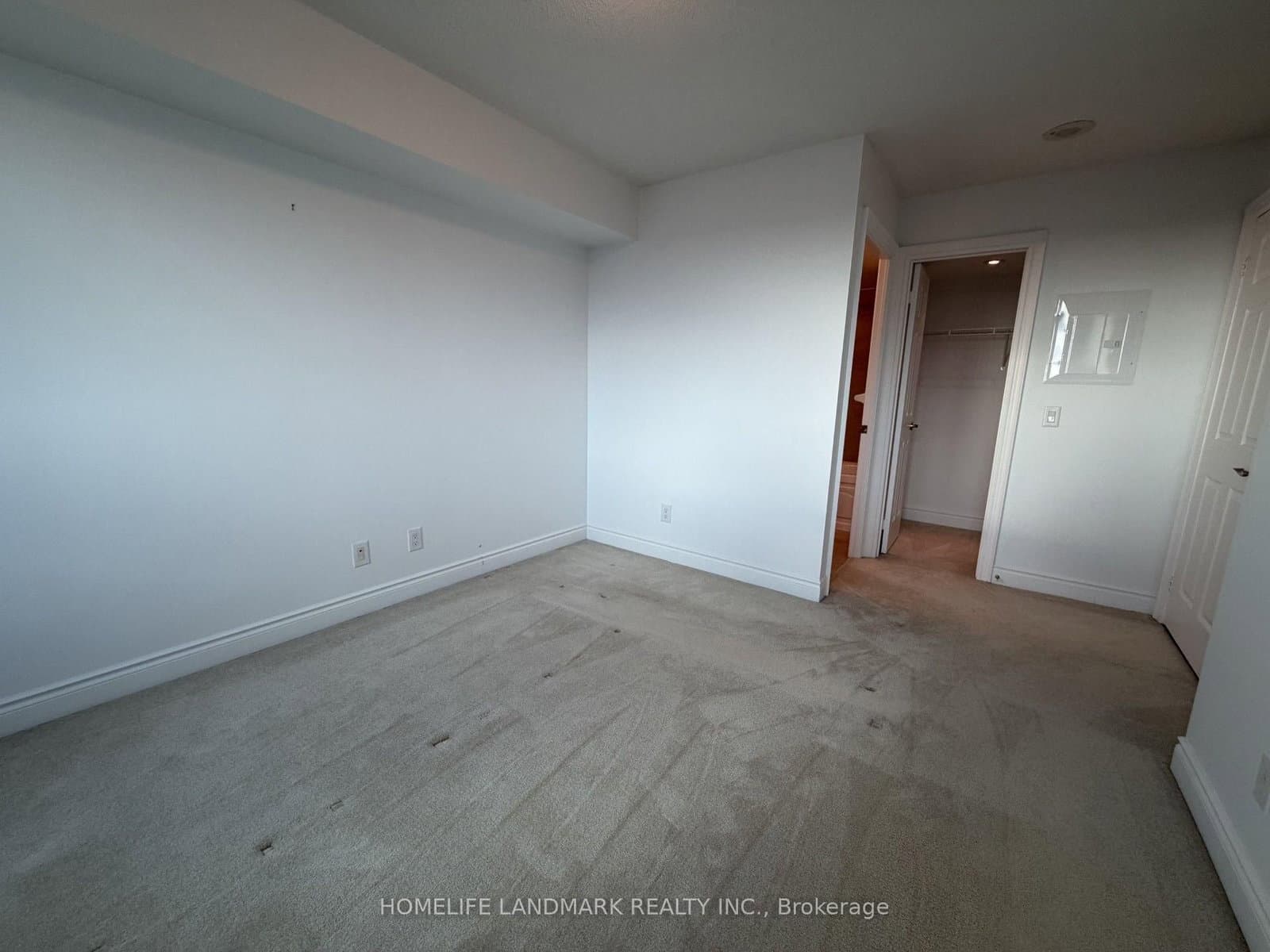 25 Greenview Avenue, Unit 828 thumbnail 14