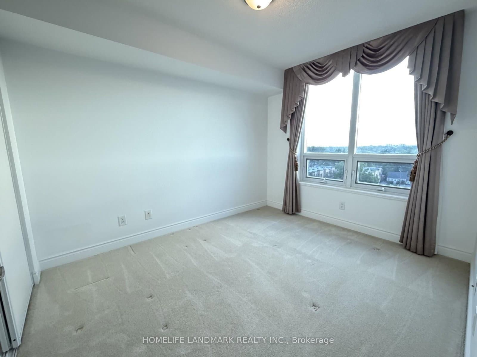 25 Greenview Avenue, Unit 828 thumbnail 16