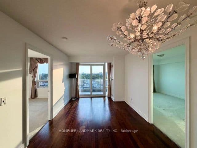 25 Greenview Avenue, Unit 828 thumbnail 4