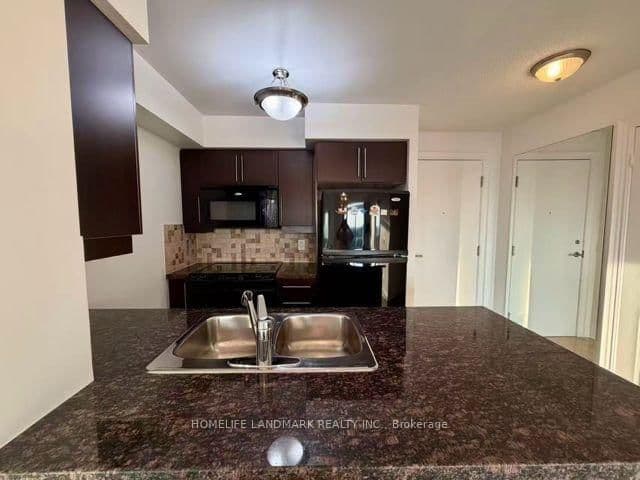 25 Greenview Avenue, Unit 828 thumbnail 8