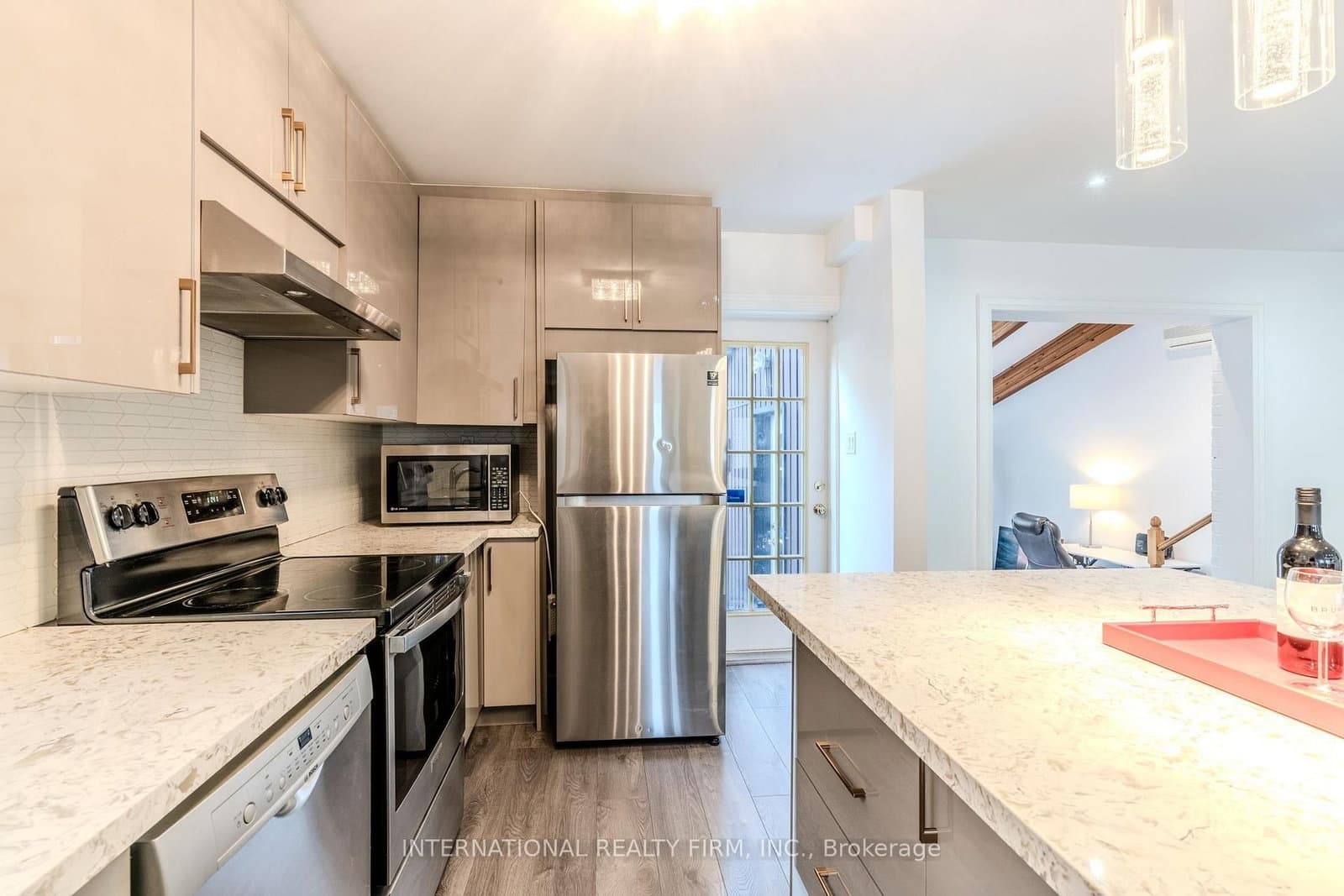 47 Maxwell Avenue thumbnail 8