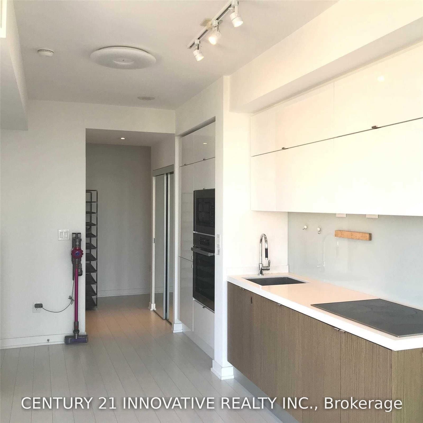 21 Iceboat Terrace, Unit 3612 thumbnail 16